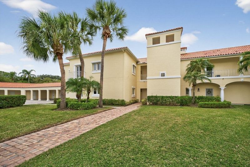 5080 Harmony Circle, Unit 101, Vero Beach, FL 32967 Photo