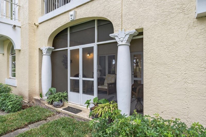 5080 Harmony Circle, Unit 101, Vero Beach, FL 32967 Photo