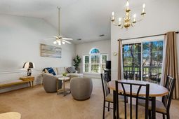 674 Riverwalk Dr. photo 4