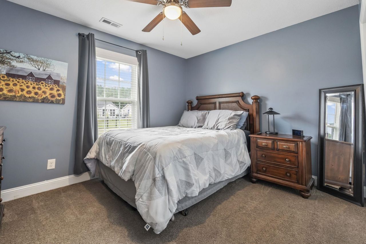 254 Macarthur Dr. Photo 14