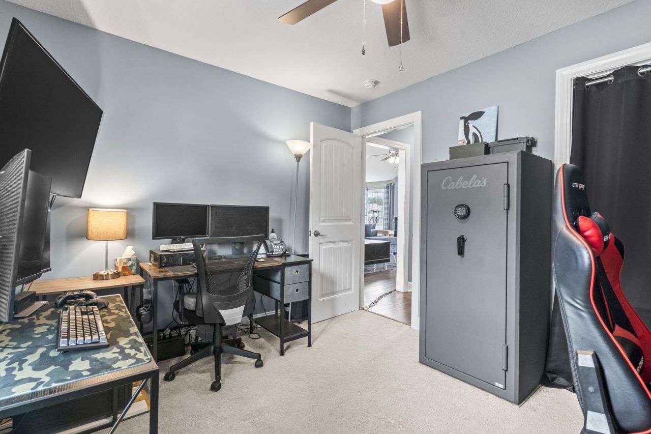 254 Macarthur Dr. Photo 17