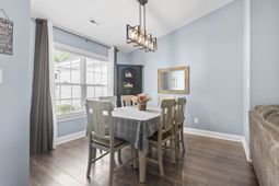 254 Macarthur Dr. photo 4