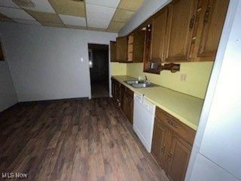 2402 14th Street NE, Canton, OH 44705 Photo 3