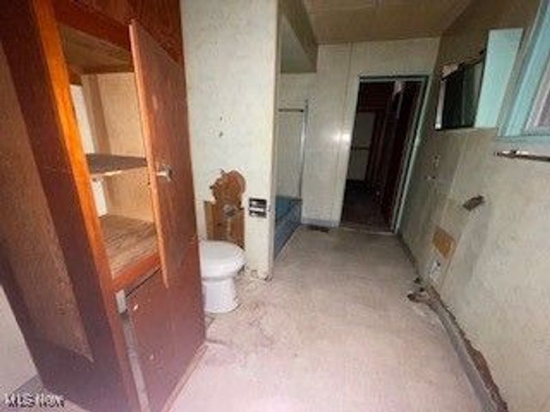 2402 14th Street NE, Canton, OH 44705 Photo 6