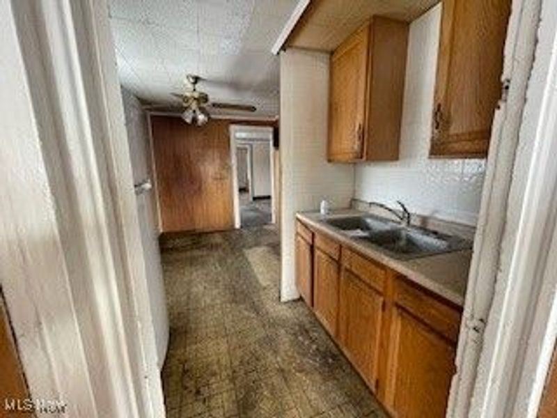 2402 14th Street NE, Canton, OH 44705 Photo 7