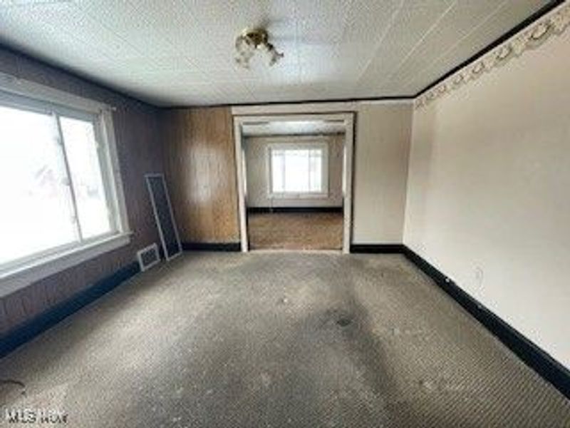 2402 14th Street NE, Canton, OH 44705 Photo 8