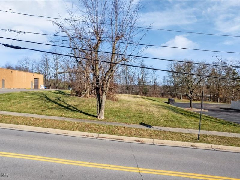 2020 Winkler Drive, Wooster, OH 44691 Photo 2