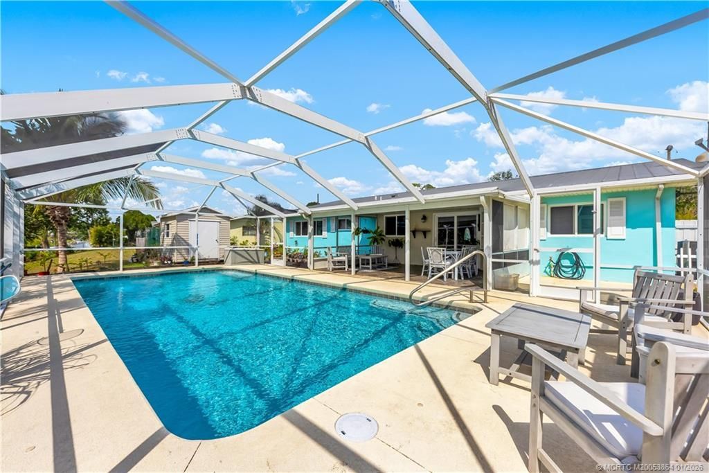 649 SE Calmoso Drive, Port Saint Lucie, FL 34983 Photo