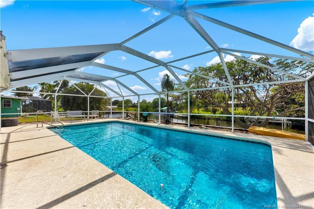 649 SE Calmoso Drive, Port Saint Lucie, FL 34983 Photo