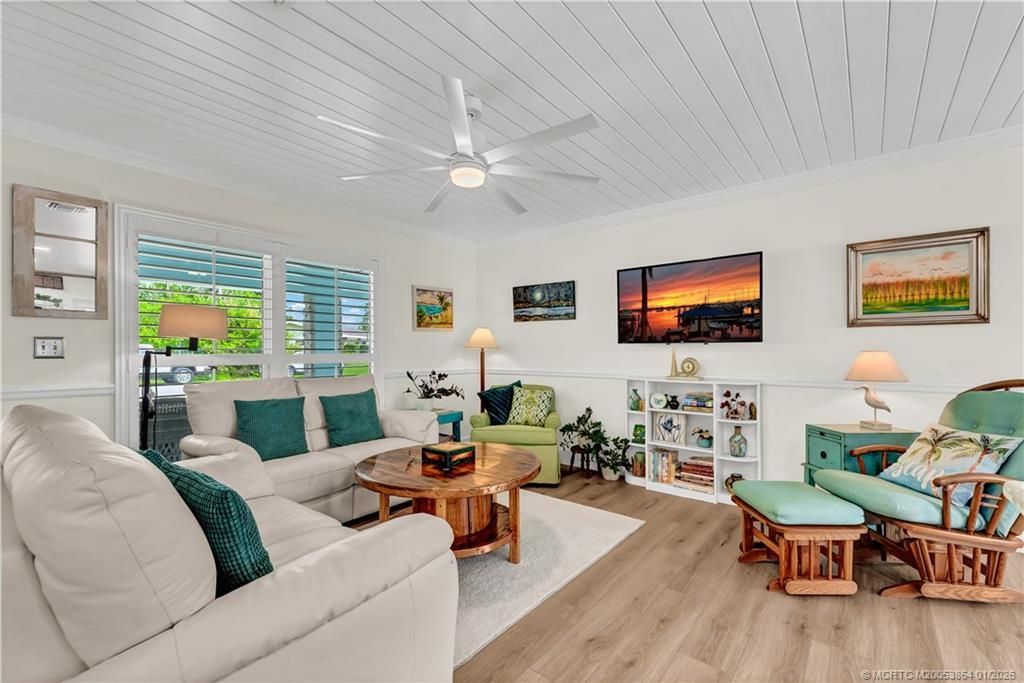 649 SE Calmoso Drive, Port Saint Lucie, FL 34983 Photo