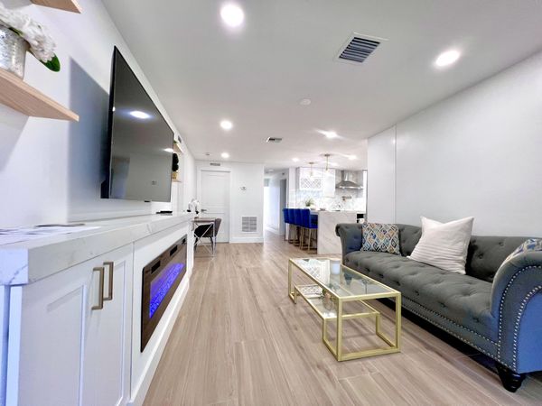 118 SW 9th Avenue, Delray Beach, FL 33444