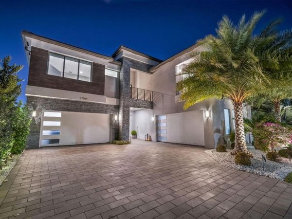 17059 Rainbow Falls Trail, Boca Raton, FL 33496
