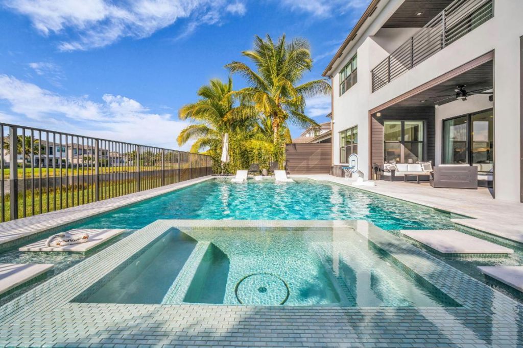 17059 Rainbow Falls Trail, Boca Raton, FL 33496 Photo