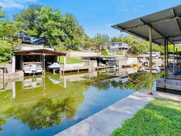 525 & 527 County Road 136A RD, Kingsland, TX 78639