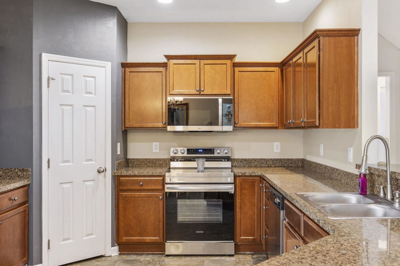 104 Fincham Dr. Photo 9