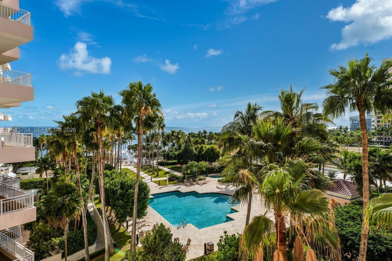 791 Crandon Blvd, Unit 603, Key Biscayne, FL 33149 Photo