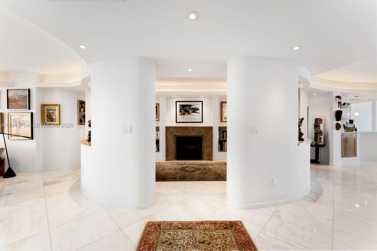 791 Crandon Blvd, Unit 603, Key Biscayne, FL 33149 Photo