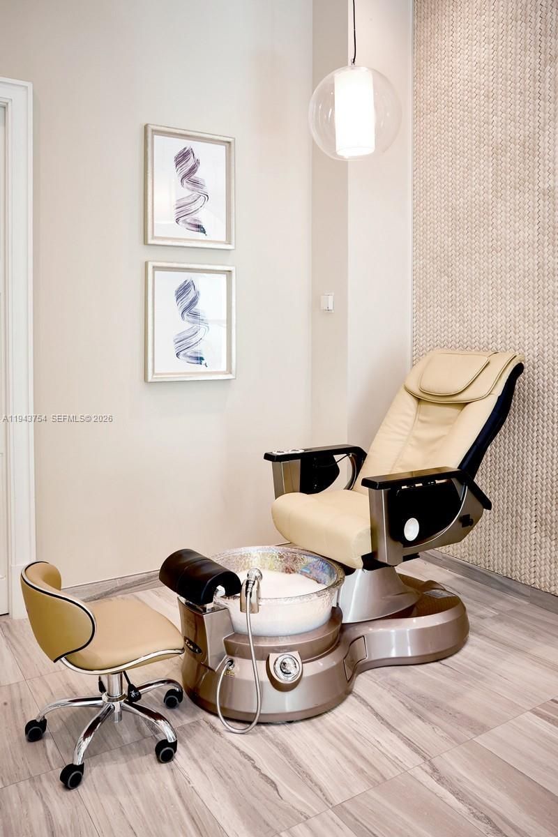 791 Crandon Blvd, Unit 603, Key Biscayne, FL 33149 Photo