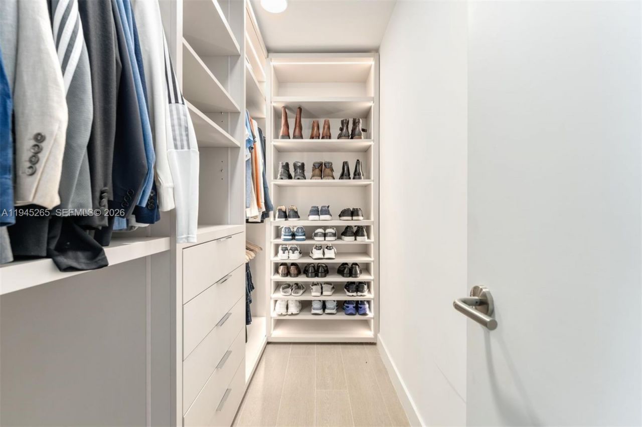 500 Alton Rd, Unit 2105, Miami Beach, FL 33139 Photo