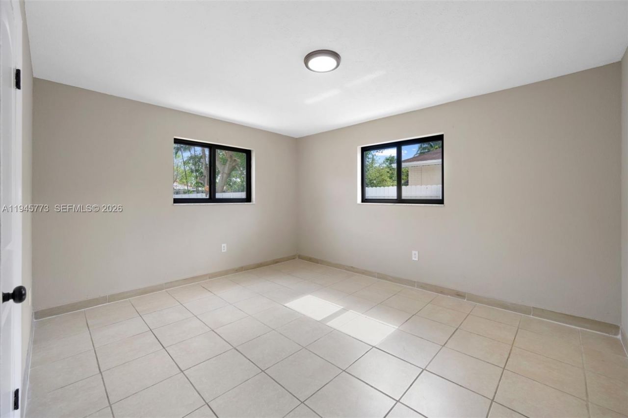 511 NW 93rd St, Unit 513, Miami Shores, FL 33150 Photo