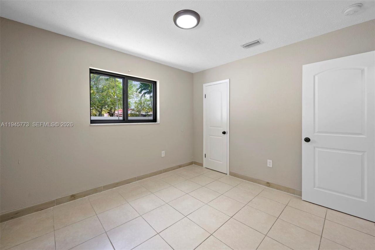 511 NW 93rd St, Unit 513, Miami Shores, FL 33150 Photo