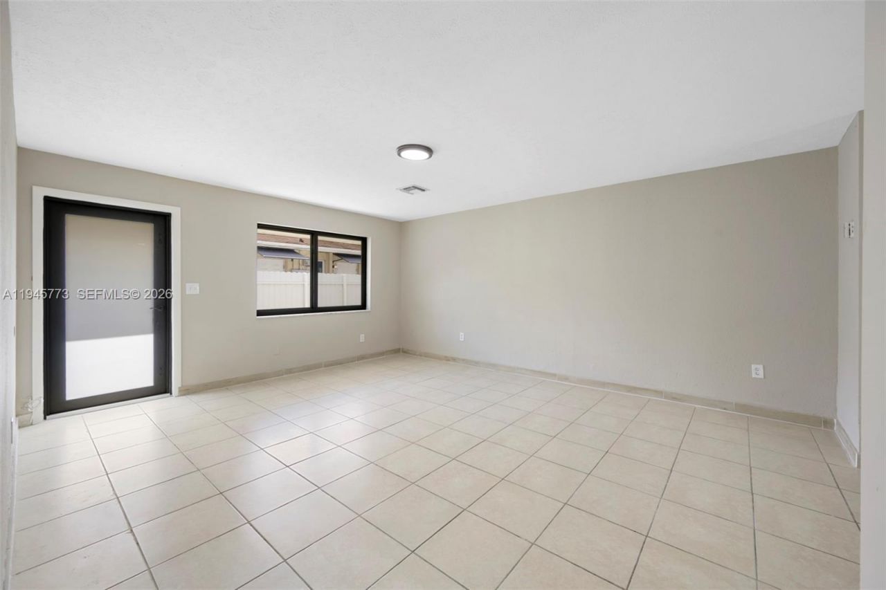 511 NW 93rd St, Unit 513, Miami Shores, FL 33150 Photo