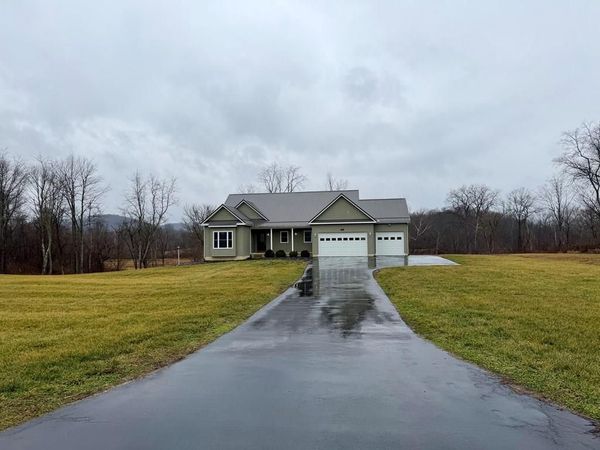 264 Clayton Mills Circle, South Salem, OH 45681