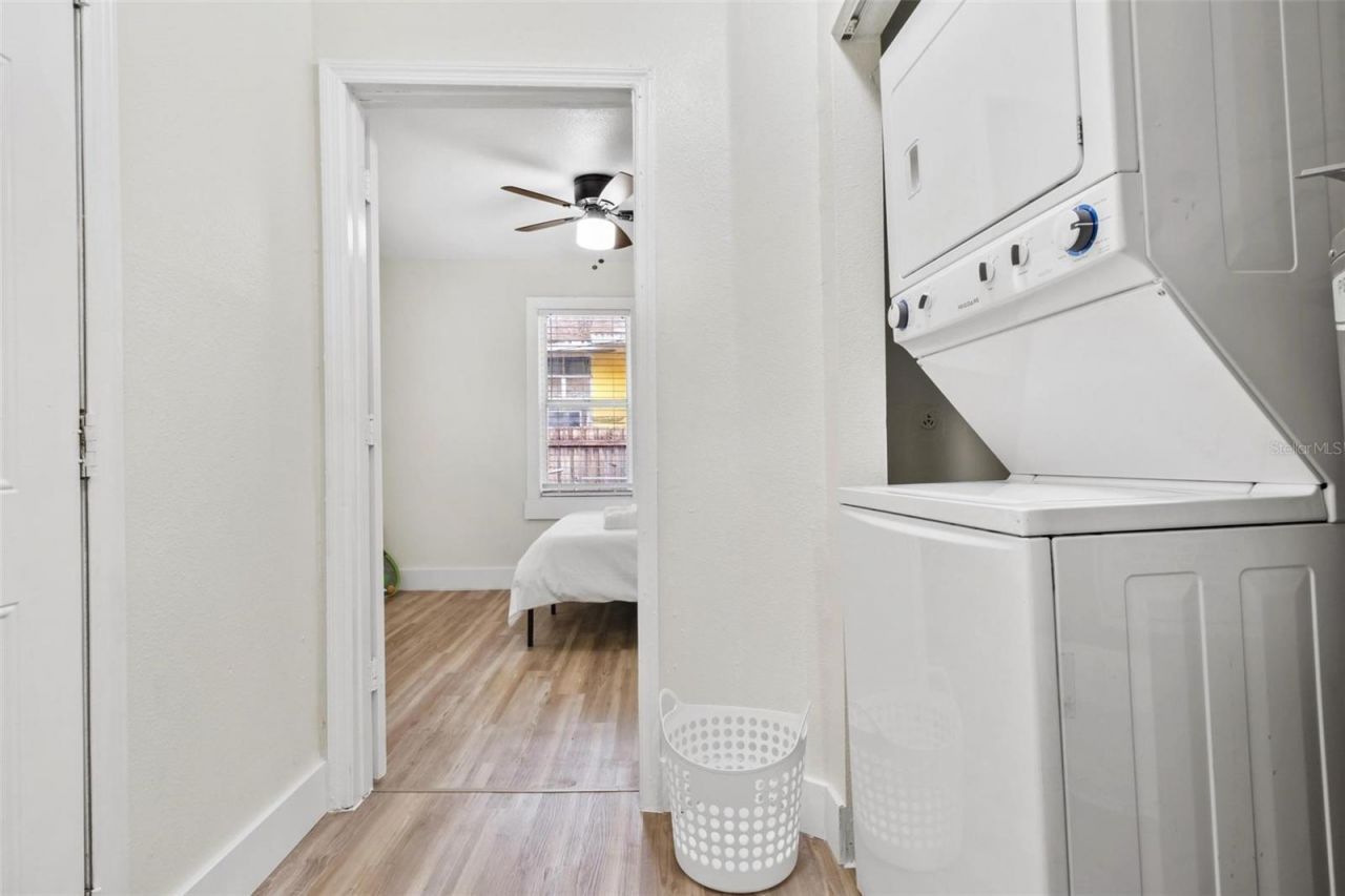 1735 Yale Street S, Saint Petersburg, FL 33712 Photo