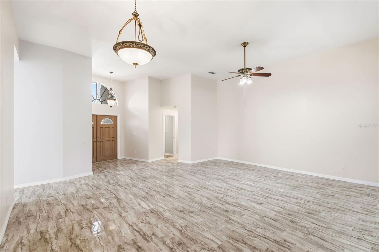 365 N Spaulding Cove, Lake Mary, FL 32746 Photo