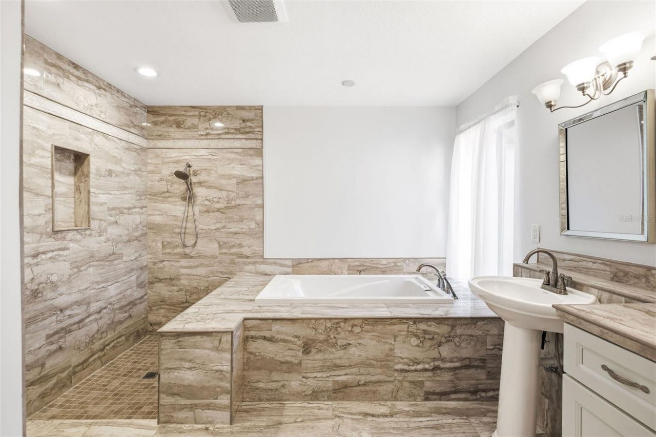 365 N Spaulding Cove, Lake Mary, FL 32746 Photo