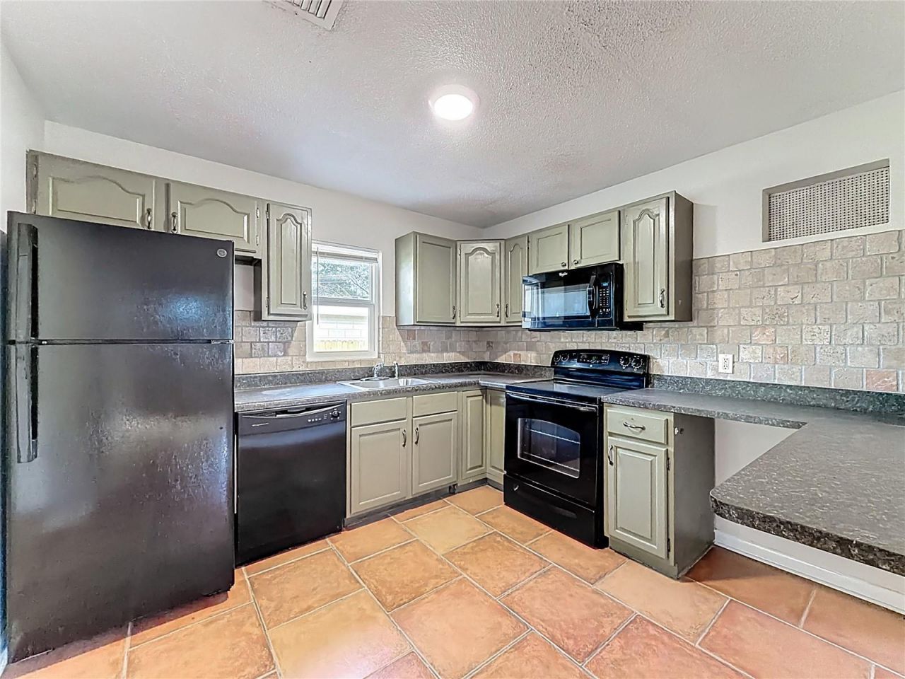 4213 22nd Street N, Saint Petersburg, FL 33714 Photo