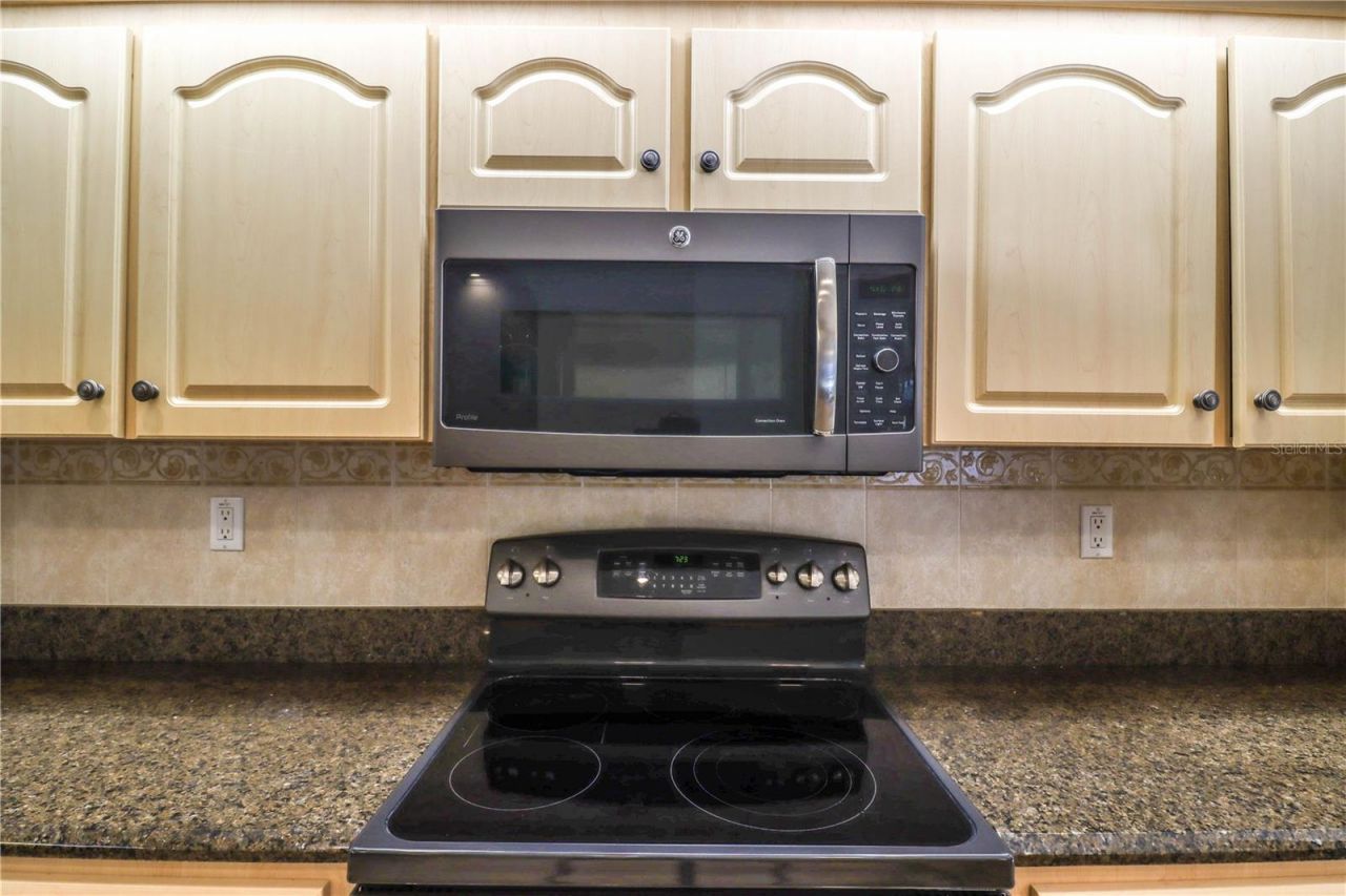 20600 Moreland Drive, Spring Hill, FL 34610 Photo