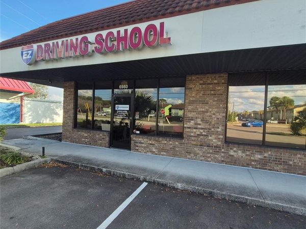 6980 ALOMA AVENUE, Unit 32, WINTER PARK, FL 32792