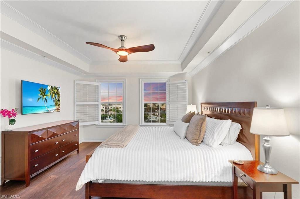 451 Bayfront Pl, Unit 5410, Naples, FL 34102 Photo
