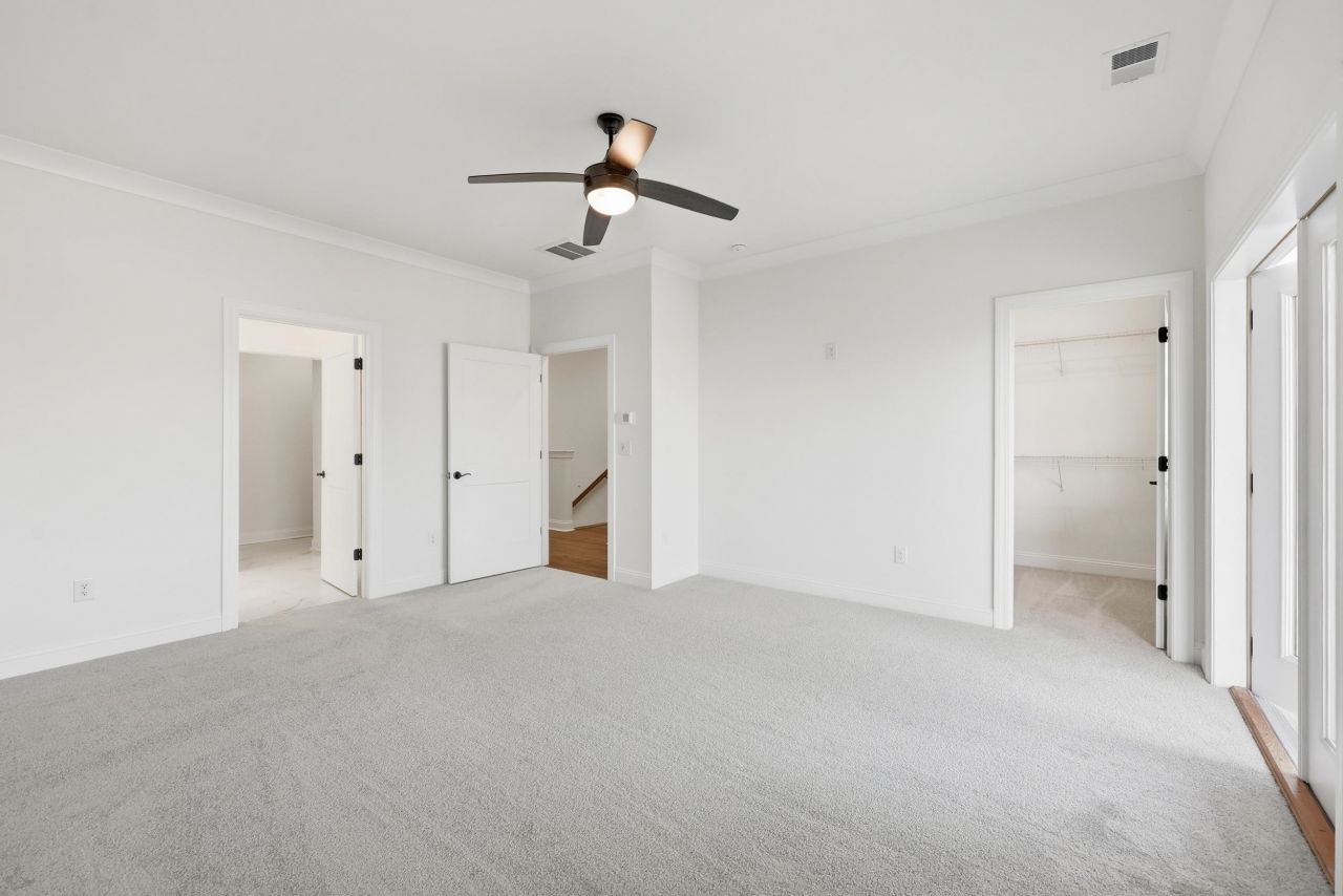 1310 Battery Park Dr. Photo 18