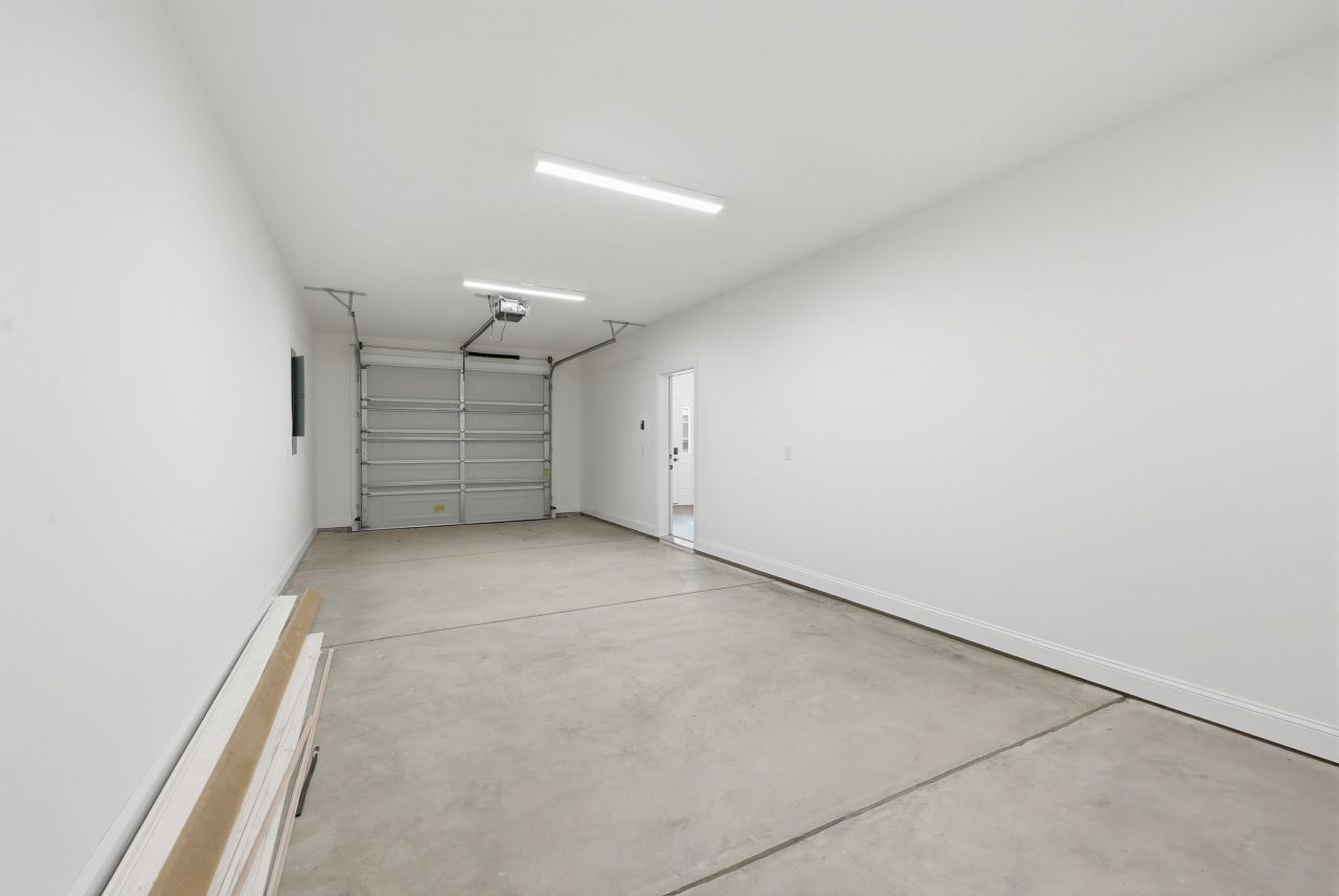 1310 Battery Park Dr. Photo 25