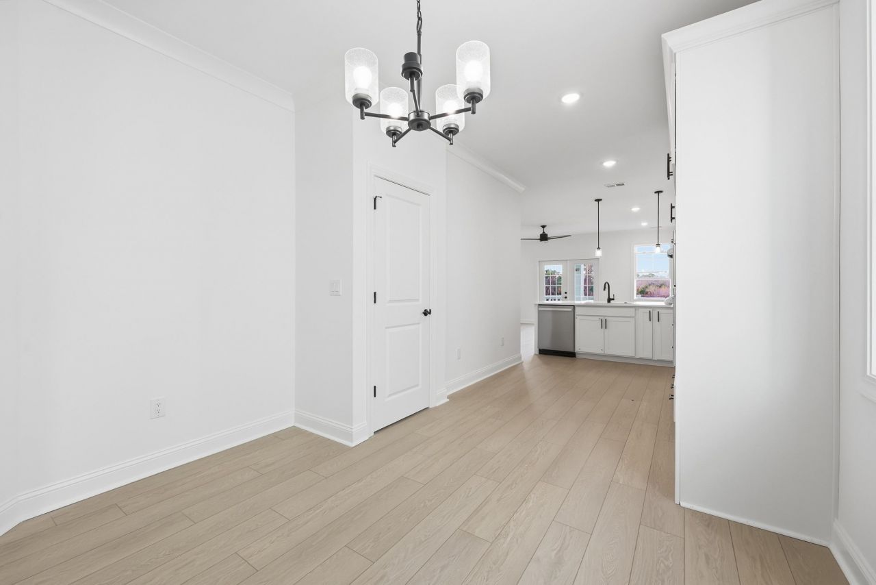 1105 Salt Windy Way Photo 13