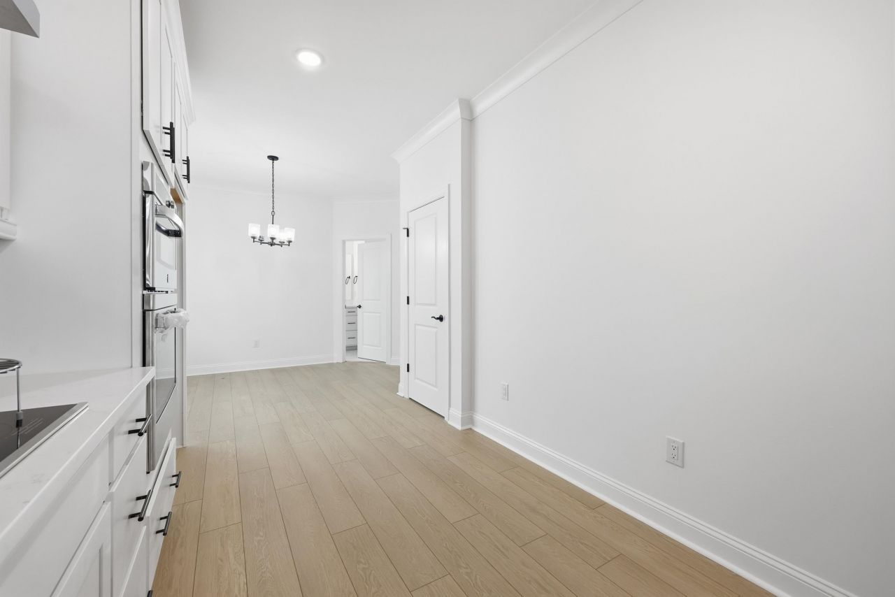 1105 Salt Windy Way Photo 14