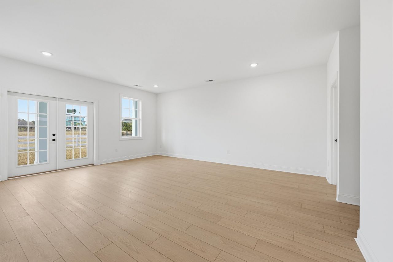 1105 Salt Windy Way Photo 8