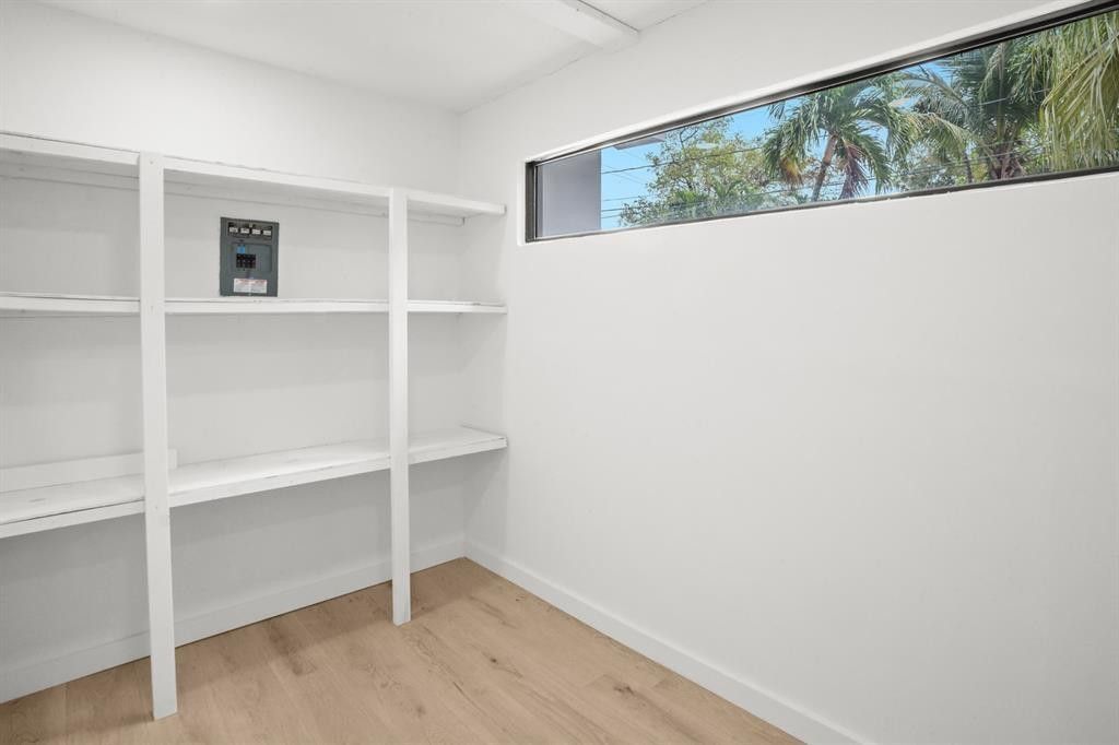 48 SE 7th Street, Hollywood, FL 33004 Photo