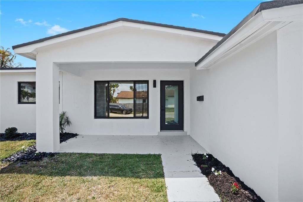 48 SE 7th Street, Hollywood, FL 33004 Photo