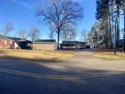 387 Dutchman Lane , Winnsboro, SC 29180