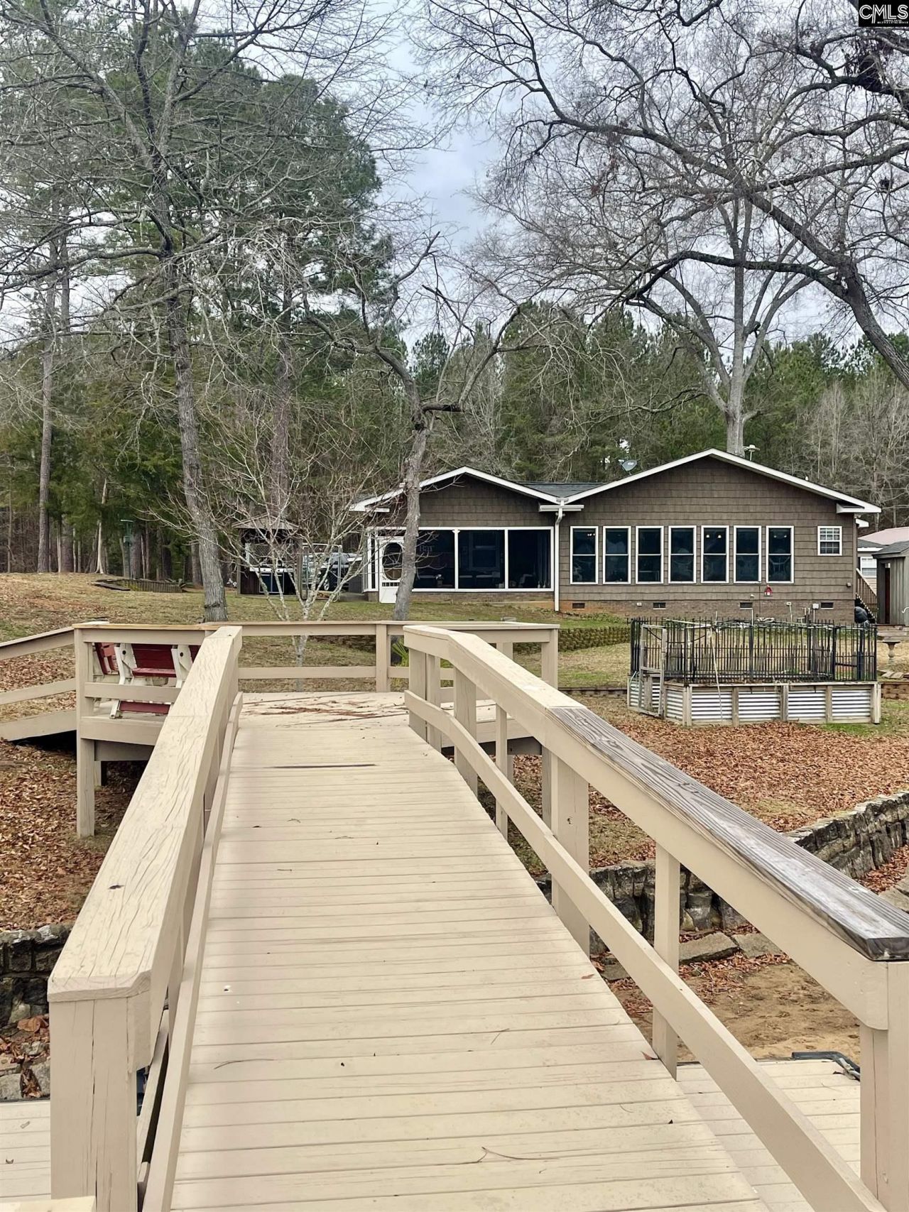 387 Dutchman Lane  Photo 11