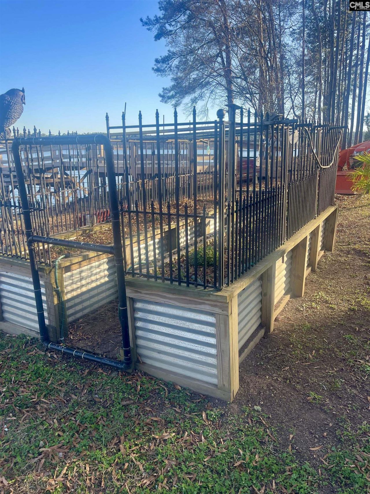 387 Dutchman Lane  Photo 15