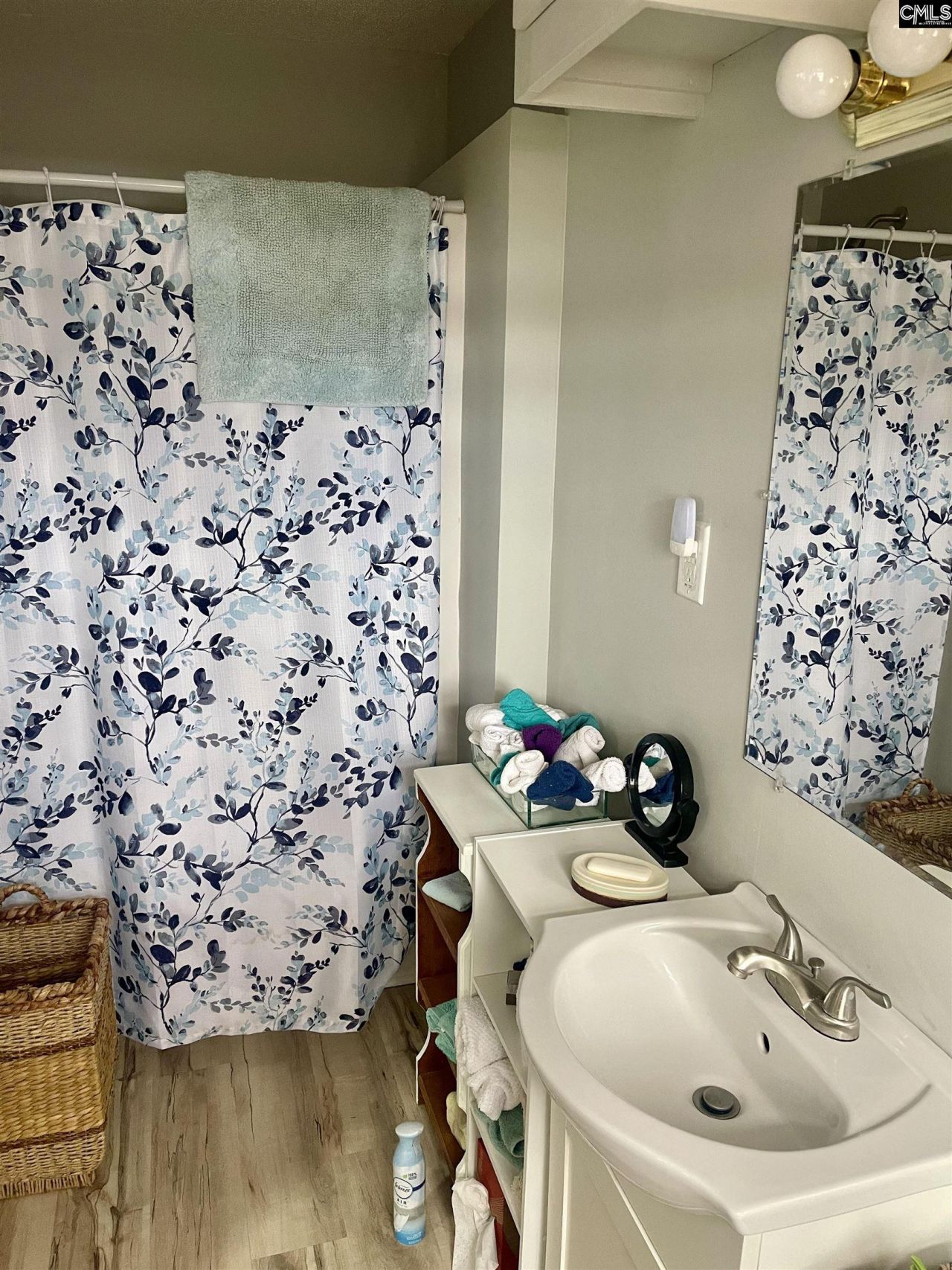 387 Dutchman Lane  Photo 32