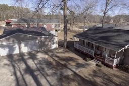 387 Dutchman Lane  photo 4