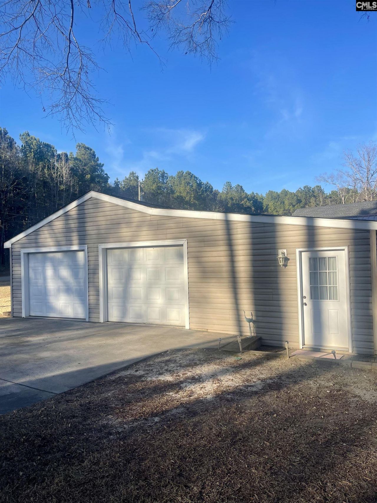 387 Dutchman Lane  Photo 6