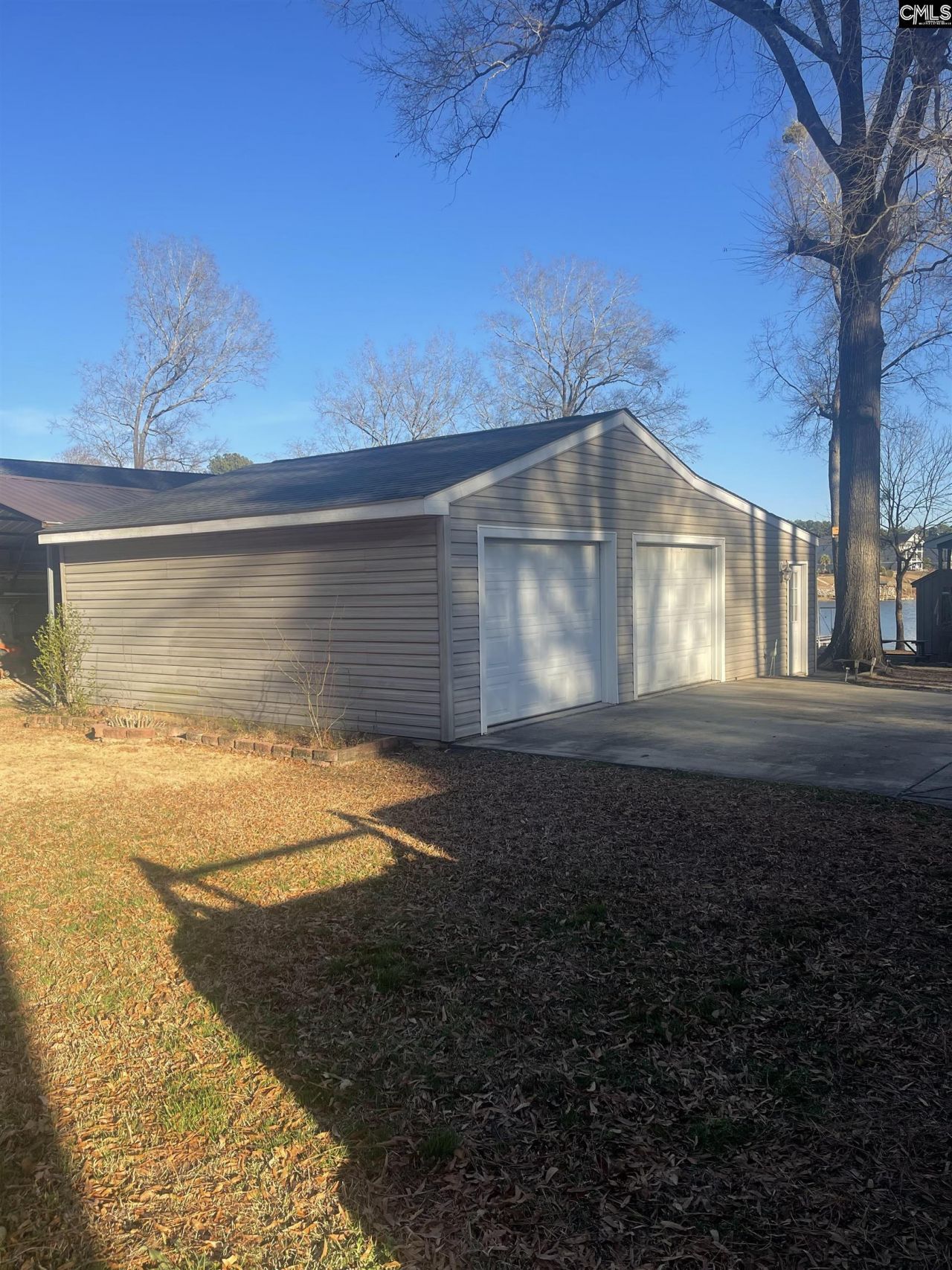 387 Dutchman Lane  Photo 7