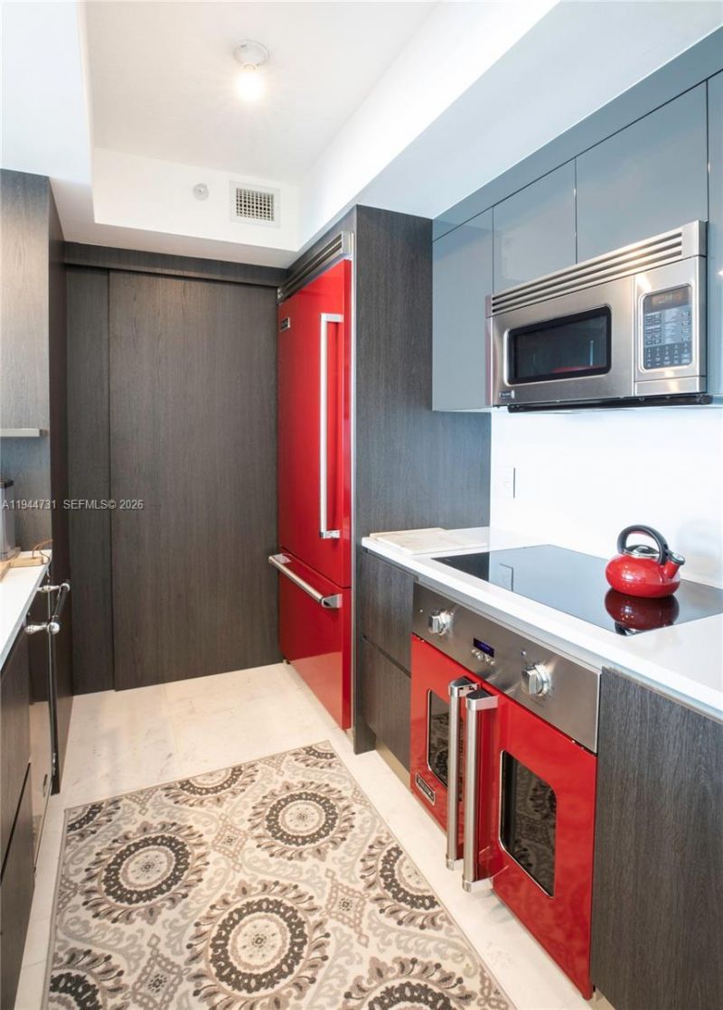 110 Washington Ave , Unit 1722, Miami Beach, FL 33139 Photo