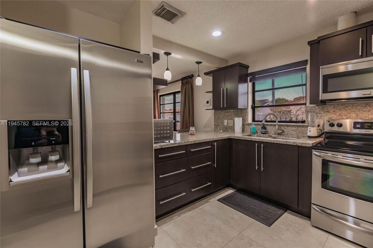 13401 SW 30th St, Miami, FL 33175 Photo